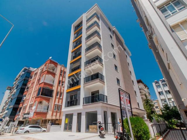 Soguksada 2+1 Depolu Oturuma Hazır Satılık Giriş Daire