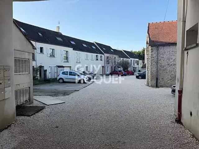 Soignolles en Brie 77111 Achat / Vente appartement 2 pièces t2 au dernier étage