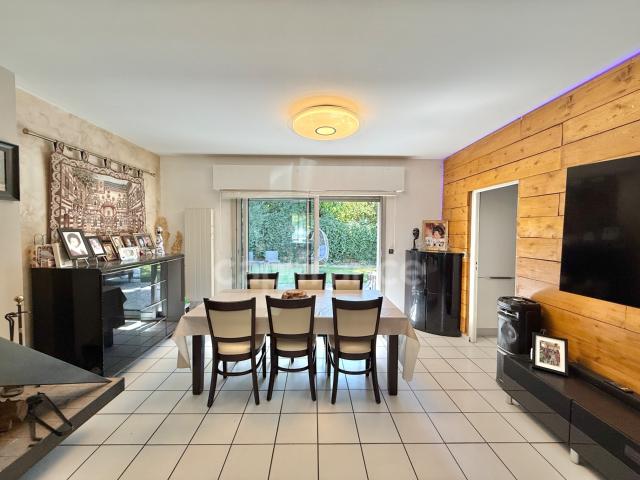SOISY SOUS MONTMORENCY – Maison familiale 4 chambres avec jardin, garage et dépendance