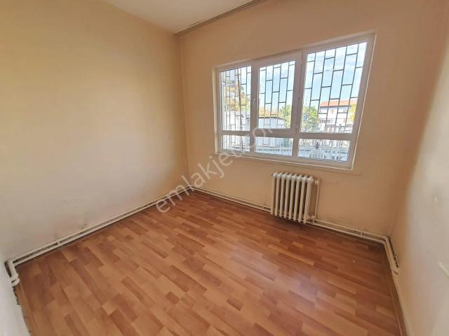 Sokullu Caddesi Üzerinde 2+1 Kiralık Daire
