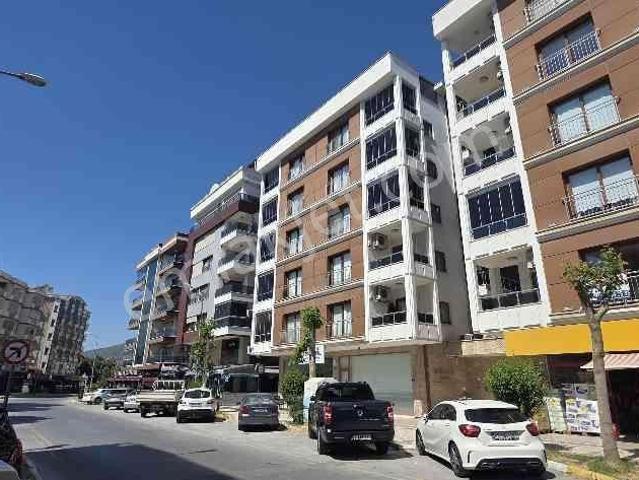 Söke Aydın Bulvarı Akser Park Konakları'nda 190 M² Ferah 3+1
