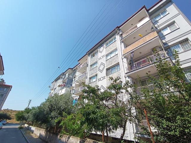 Söke Çeltikçi Mah. Barışlar Sitesinde 125 M2 Kiralık 3+1 Daire