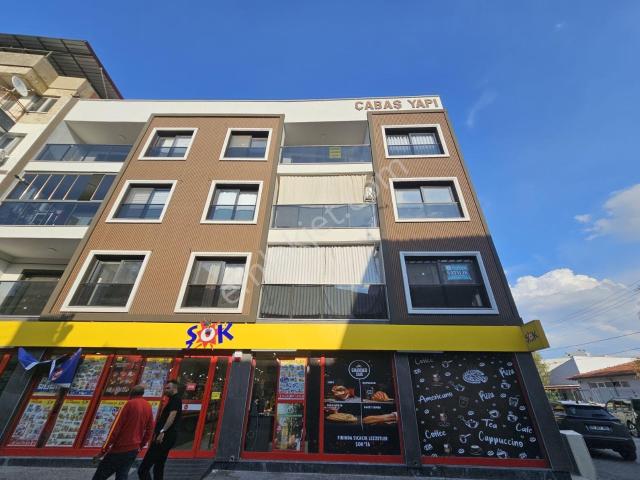 Söke Çeltikçi Mahallesinde Satılık Cadde Üzeri 3+1 Dublex