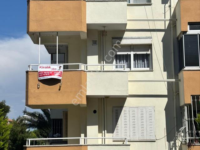 Söke Emlak Ofisinden Atatürk Mahallesinende Eşyalı Kiralık Daire