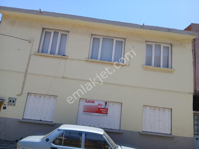 Soke Emlak Ofisinden Cumhuriyet Mahallesi Satılık 2 Katlı Mustakıl Ev