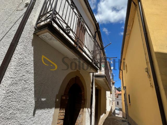 Soluzione Indipendente in affitto a Abriola, case in affitto Abriola