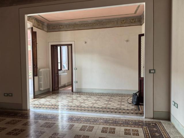 Soluzione Indipendente in affitto a Buti, case in affitto Buti