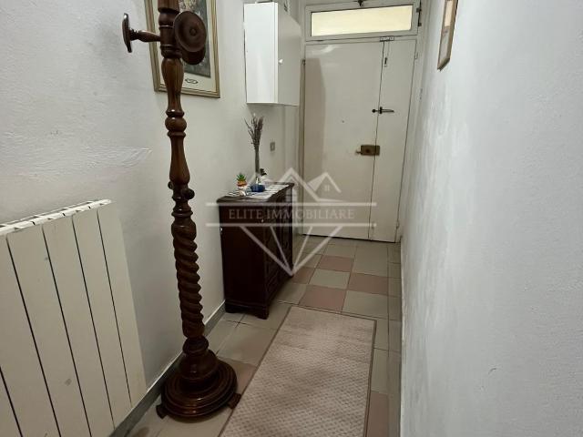 Soluzione Indipendente in affitto a Carrara, case in affitto Carrara