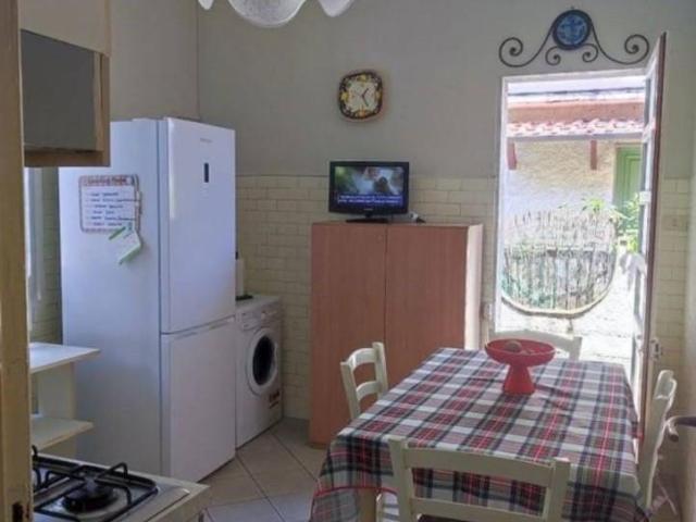 Soluzione Indipendente in affitto a Montignoso, case in affitto Montignoso