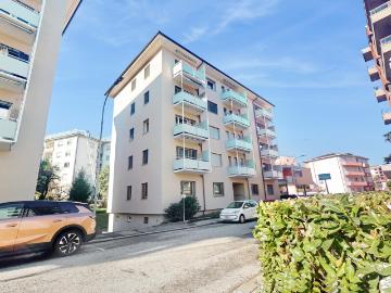 Soluzione moderna e ben collegata nel cuore di Massagno