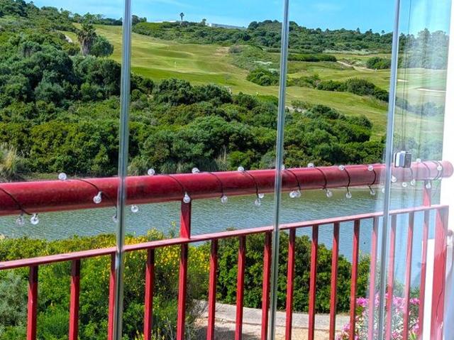 Sol de Invierno y Exclusividad en Nueva Alcaidesa: El Epicentro del Deporte de Élite