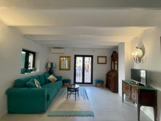 SOLAMENTE ALQUILER MENSUAL. DISPONIBLE A PARTIR DE NOVIEMBRE 2026, Plaza Cort, Palma