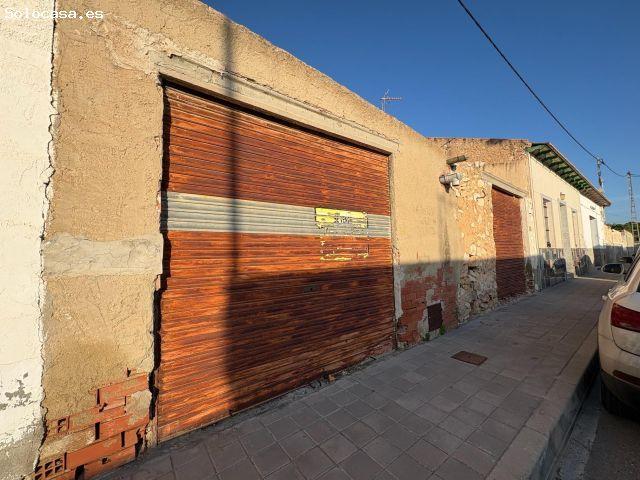 SOLAR URBANO EN BACAROT