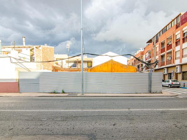 ¡Solar Urbano en Santomera, Ctra. Abanilla – Oportunidad Única para Construir Tu Hogar!