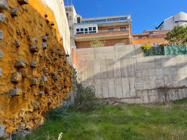 Solar urbano en venta. ÁVILA