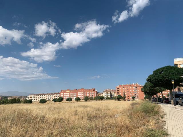 Solar urbano en venta. ÁVILA