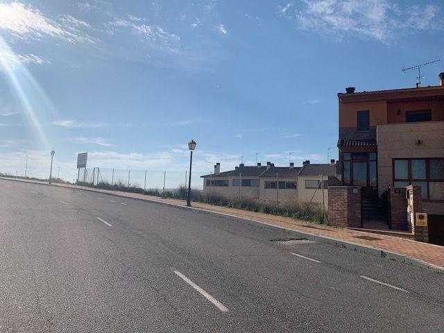 Solar urbano en venta. ÁVILA