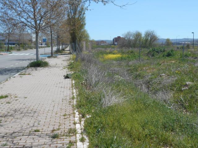 Solar urbano en venta. ÁVILA