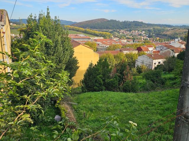 Solar urbano en venta. SANTIAGO DE COMPOSTELA