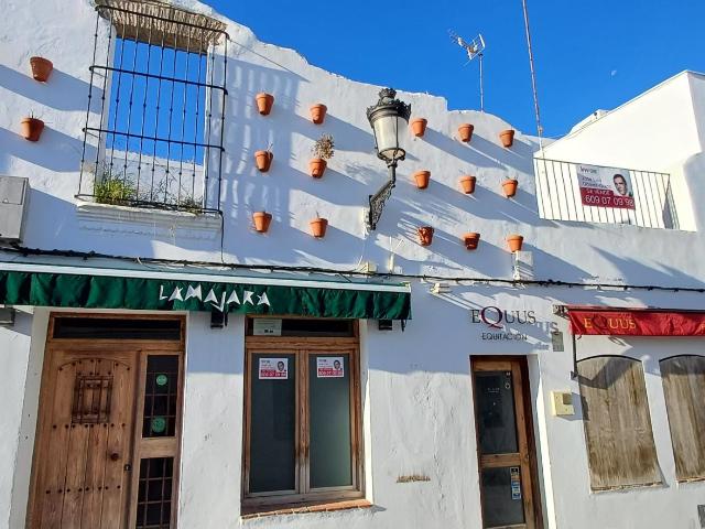 Solar y local para Promoción Inmobiliaria