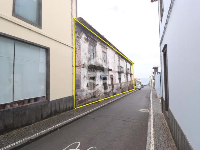Solar com 7 Quartos Conceição Ribeira Grande
