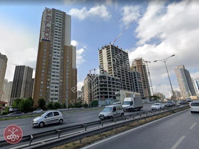 Solar Kent Sitesinde 2 Oda 1 Salon Ebeveyn Banyolu Daire