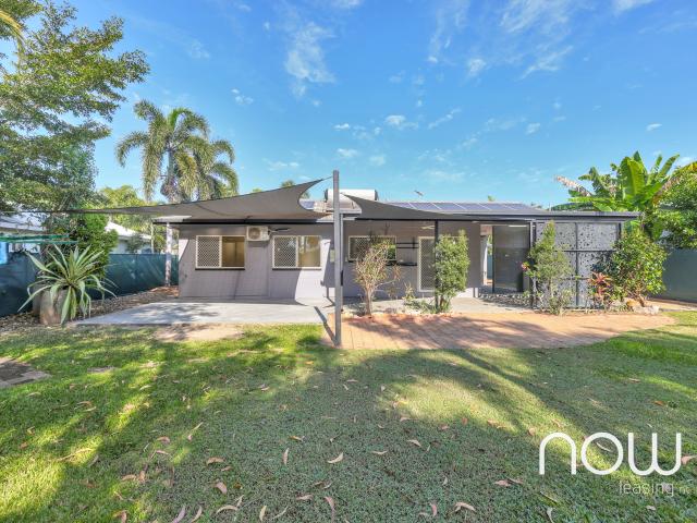 Solar powered family friendly home in quiet cul de sac