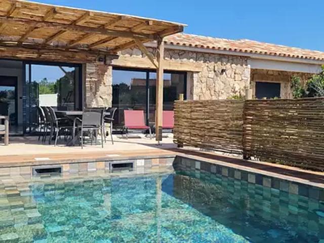 Solaro 20240 Achat / Vente maison 4 pièces t4 piscine
