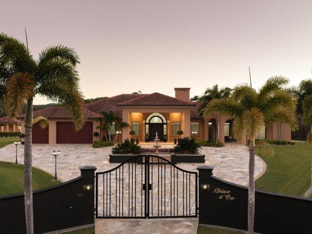 'Solare d'Oro' Where Sophisticated Elegance Meets Uncommon Scale