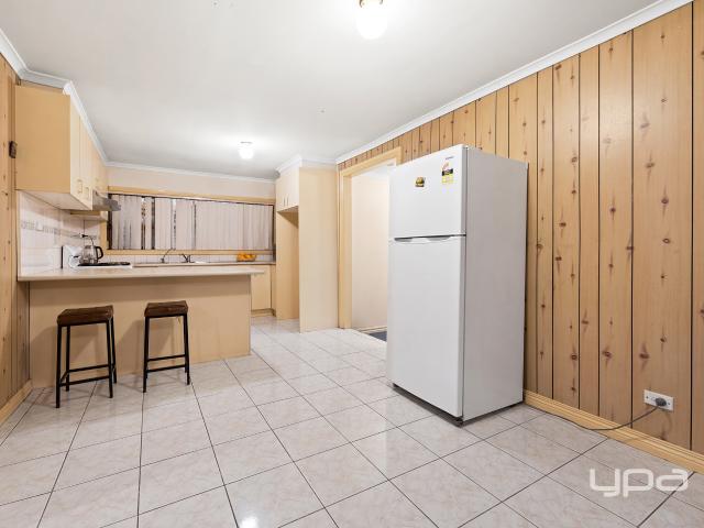 Sold By Gioan Pham