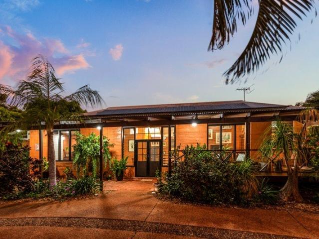 SOLD BY PHIL OAKDEN ALSO LOOKING TO SELL ?. CONTACT PHIL ON 04277 35419