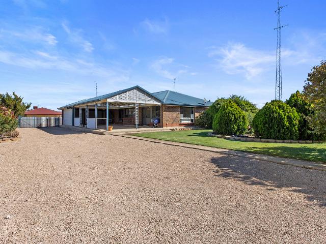 Sold by tim hosking exp copper coast