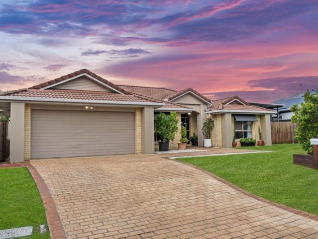 SOLD BY TOM VAN
