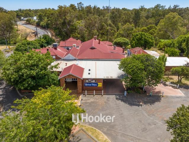SOLD! Iconic Pub in Capel Soon to be Under New Ownership
