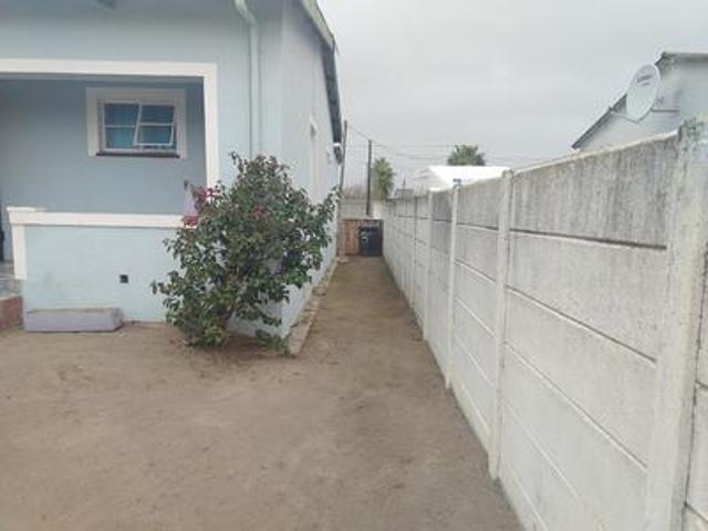 sole mandate this 2 bedroom hous.