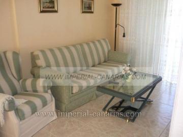 soleado apartamento en la zona de la paz con dos Terrazas y piscina