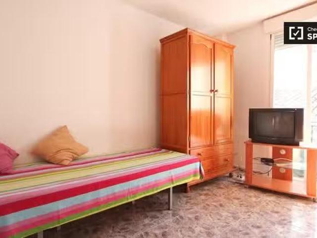 Soleado estudio en alquiler en Granada Centro