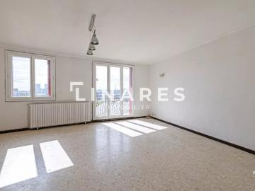SOLEIL & ESPACE Appartement T3 de 72m2 Balcons Cave 13014