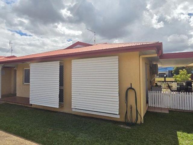 SOLID 2 BEDROOM UNIT ON OUTSKIRTS OF INGHAM!