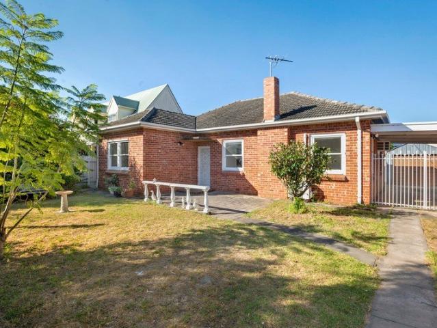 Solid 3 bed home on a huge Lockleys block! Great space, prime location