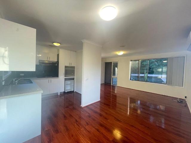 Solid THREE 3 Bedroom House For Lease MORTDALE