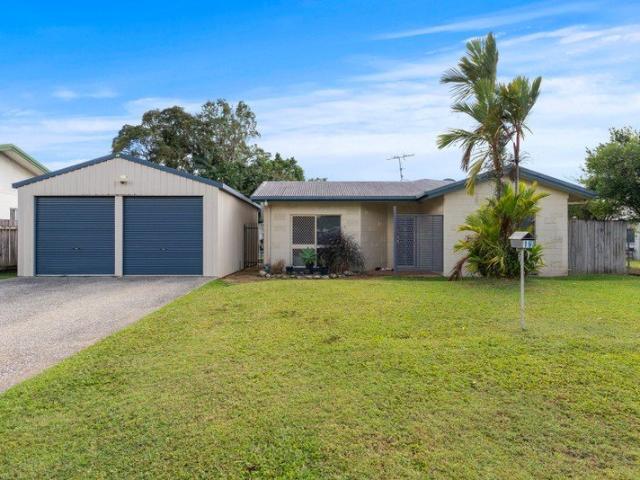 SOLID BLOCK, SPARKLING POOL & A MASSIVE TWO BAY SHED