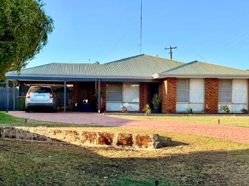 Options Plus 4 Bedroom Brick Home on a 801 sqm Corner Block