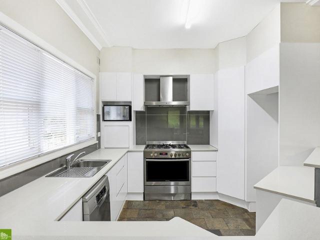 Solid Brick Beauty in the Heart of Figtree