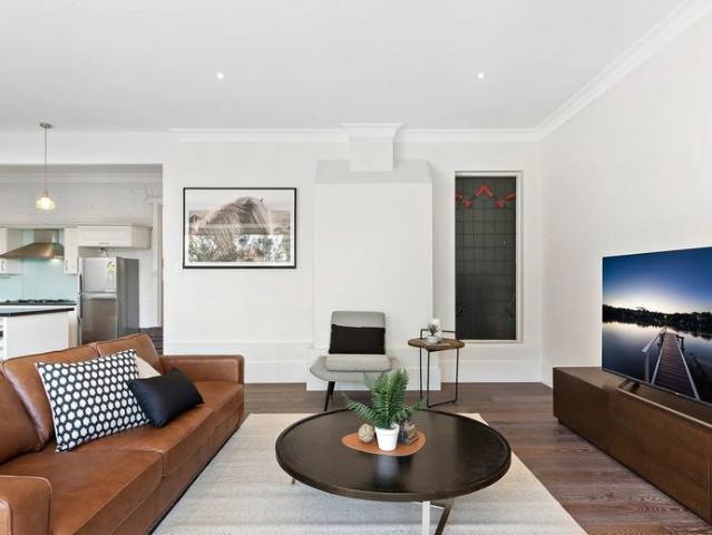 Solid Brick Classic with Contemporary Comfort