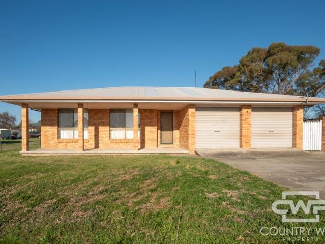 Solid Brick Family Home in the Heart of Deepwater