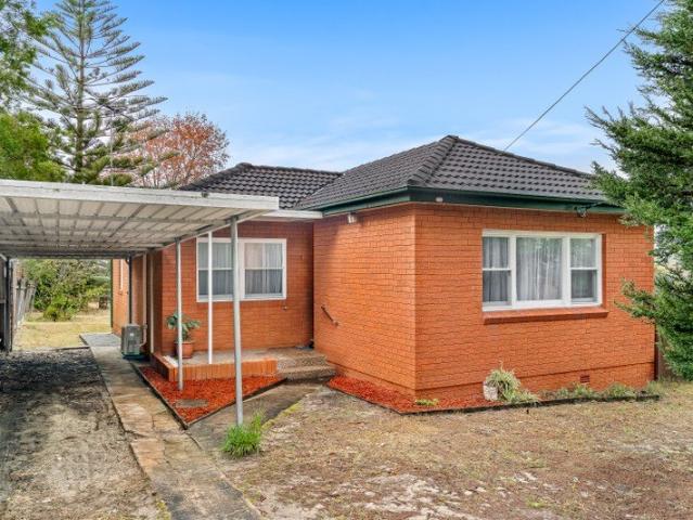 Solid Brick, Family Home on 731 sqm Level Block First Time Offered In over 50 Years!