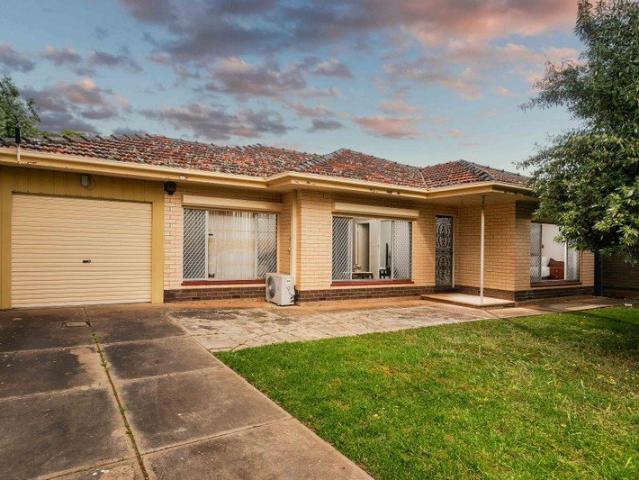Solid Brick Home on Generous 740sqm Allotment