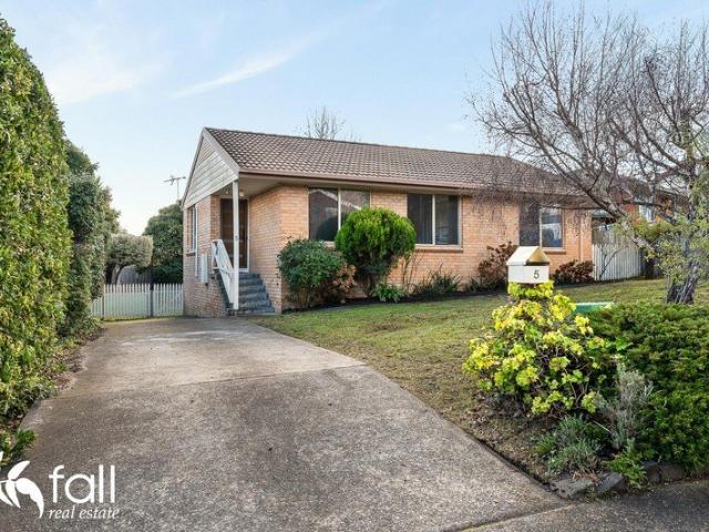 Solid Brick Home in a Peaceful Cul de Sac