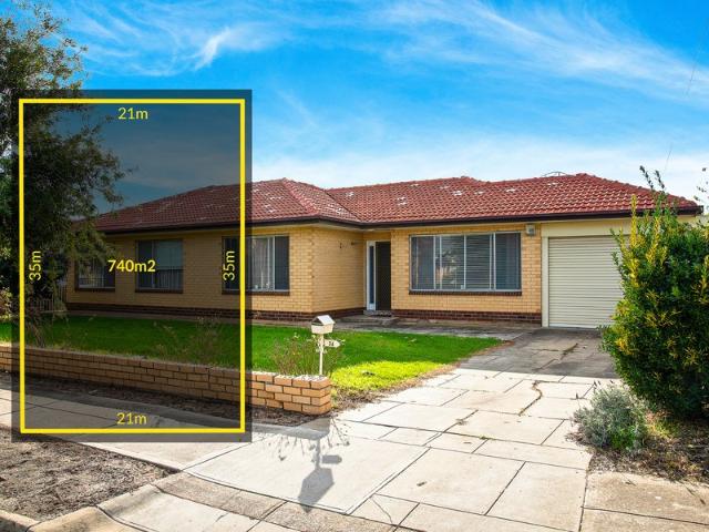 Solid Brick Home with Games Room on 740m2 Allotment!